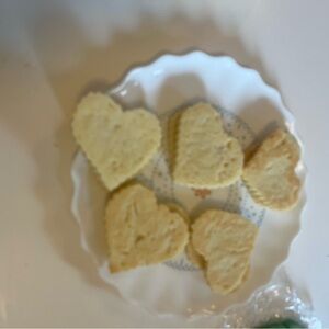 Meet your Posher, Suzanne